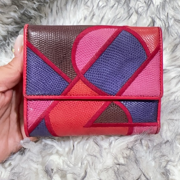 Yves Saint Laurent compact wallet and chain - Picture 2 of 16